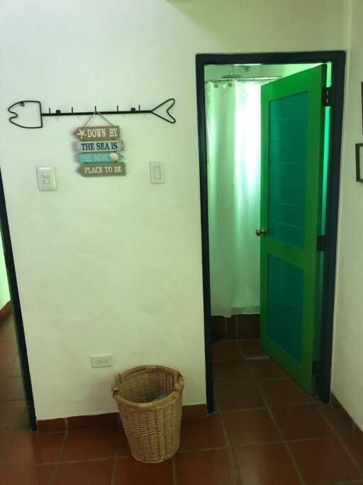 Reefside Villa Crown Point Esterno foto