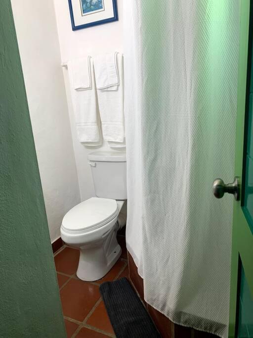 Reefside Villa Crown Point Esterno foto