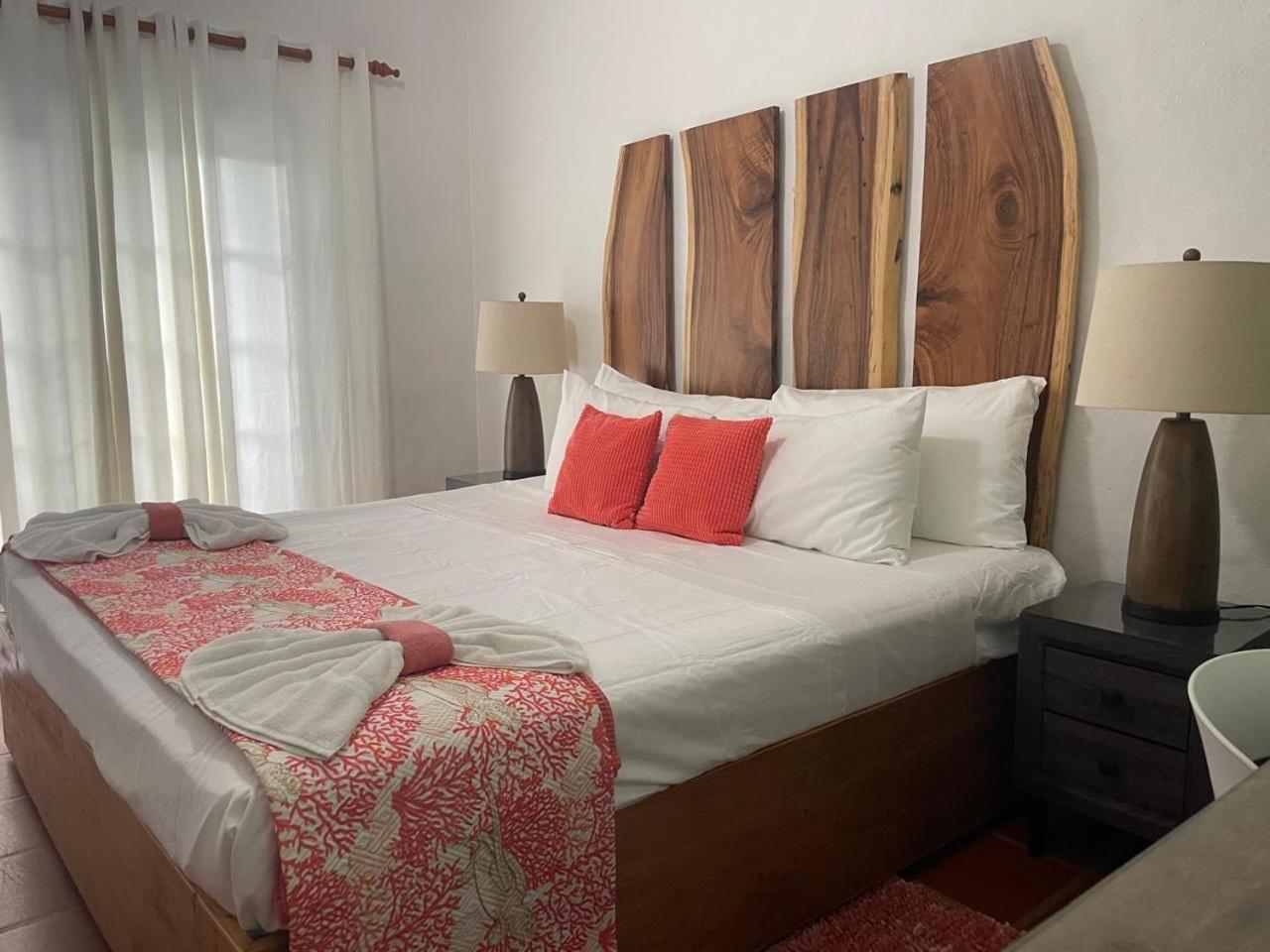 Reefside Villa Crown Point Esterno foto